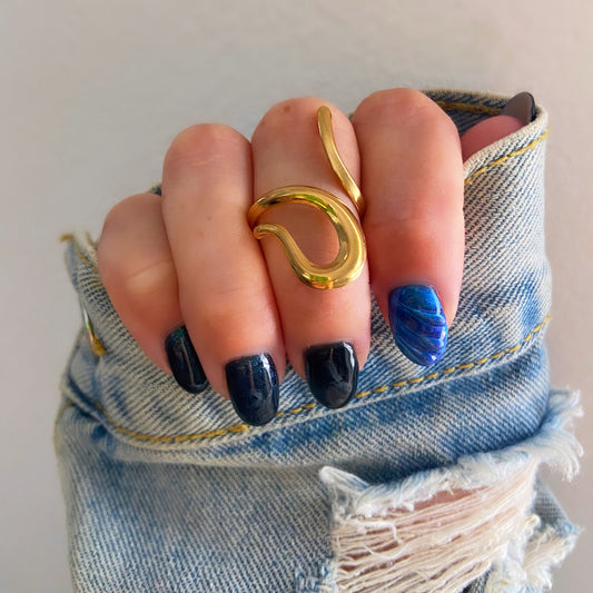 Aesthetic Ring